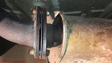 exhaust broke at flange